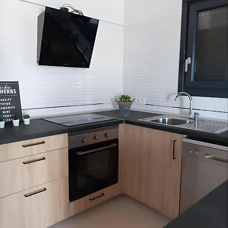 Chalet Con Jardin Ac Y Barbacoa Holiday home *