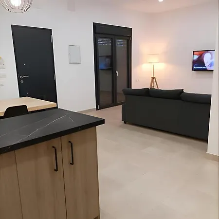 Chalet Con Jardin Ac Y Barbacoa Holiday home Conil De La Frontera